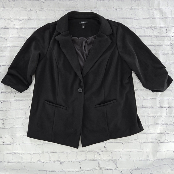 torrid Jackets & Blazers - TORRID Corporate Baddie Black Blazer one Button Closure Size 3